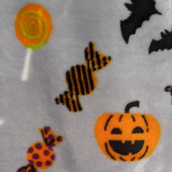 Labrador Boston Terrier Frenchie Halloween Plush Throw Blanket 50" x 70" NWT - Picture 7 of 11